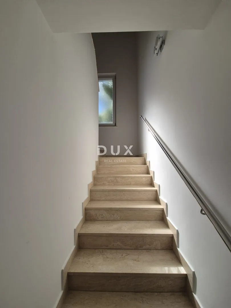 otok otok murter, murter - prilika! ekskluzivan četverosoban penthouse - slika 23
