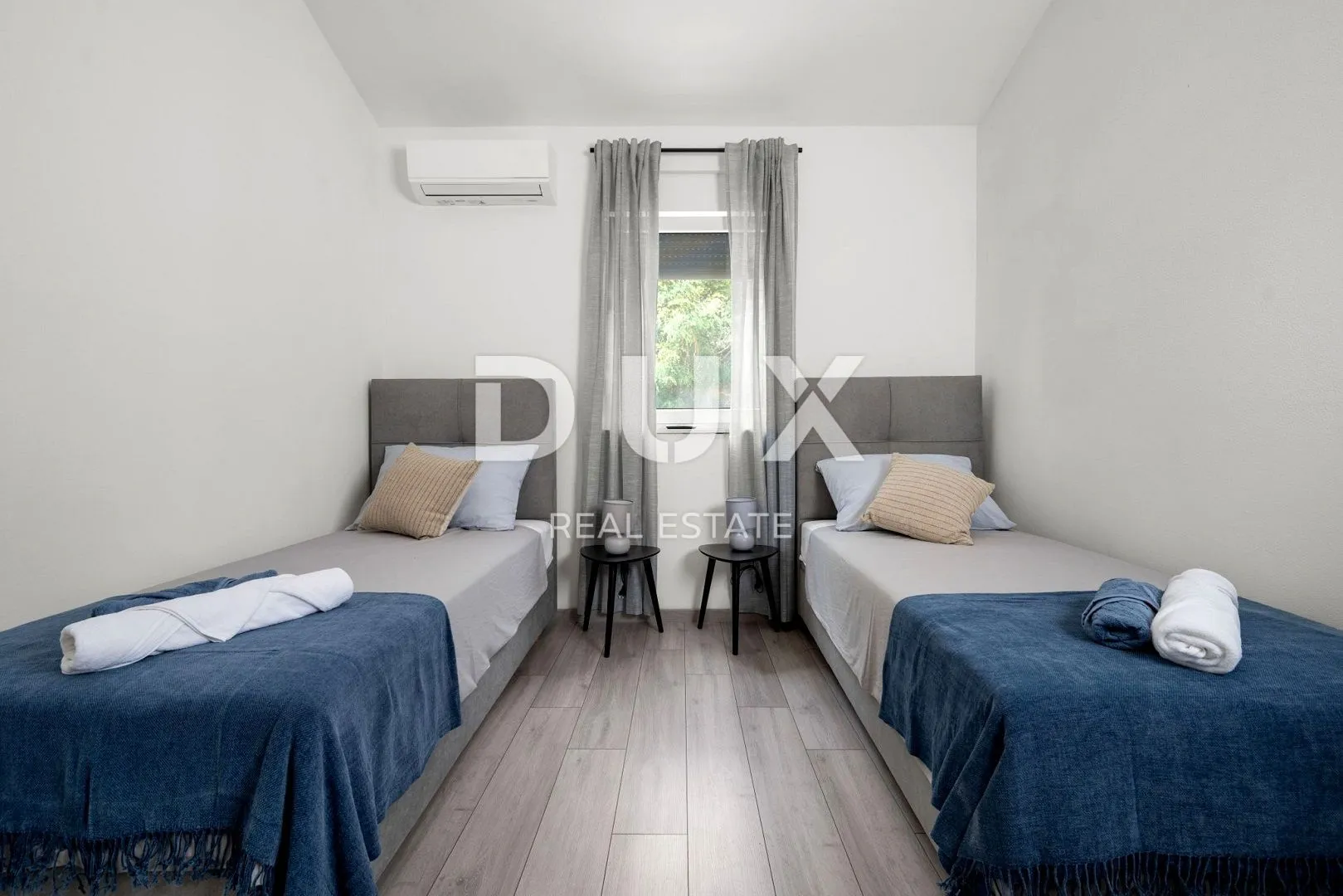 istra, labin - kuća s bazenom na rubu naselja - slika 18