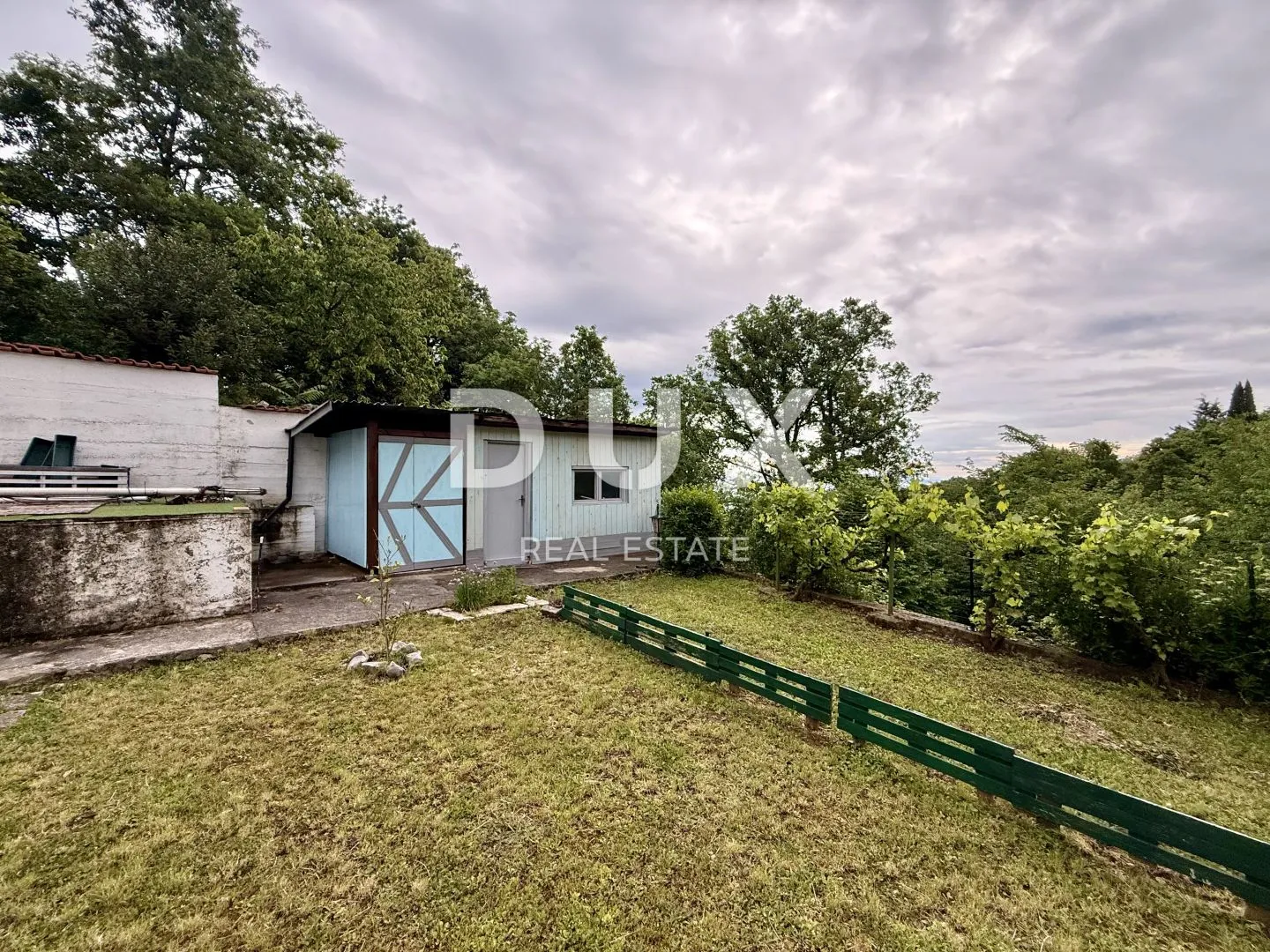kvarner, veprinac, 3-sobni stan, 74 m2, prostrana okućnica, uređen - slika 10