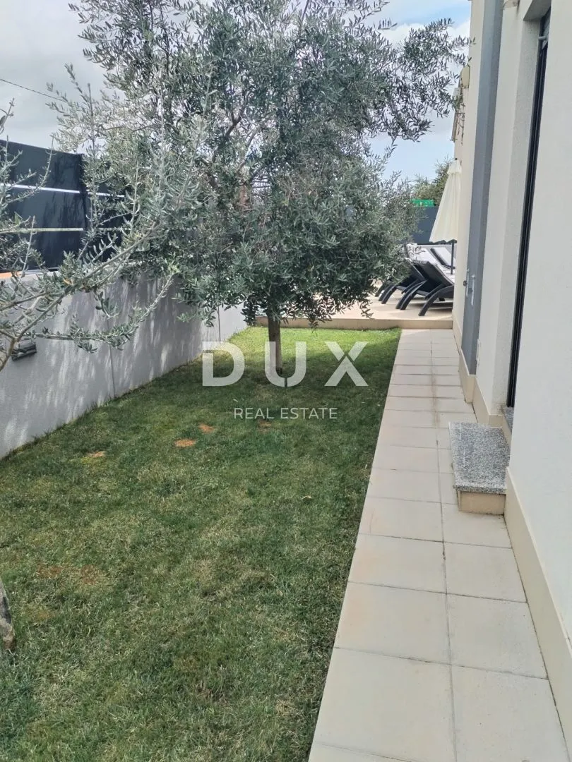 istra, pula - predivna katnica sa bazenom nedaleko od pule! - slika 35