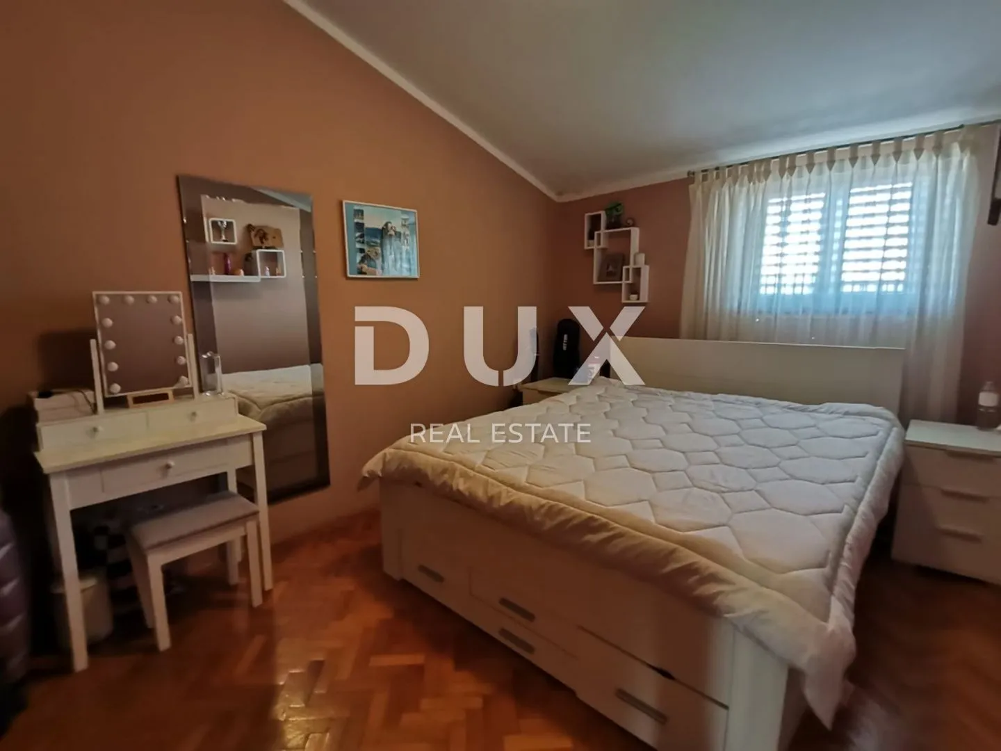istra, medulin kuća u centru s poslovnim prostorom - slika 12