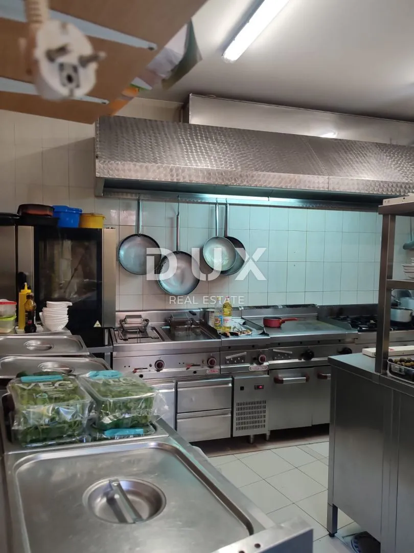 istra, rovinj - unikatna kuća drugi red do mora! - slika 44