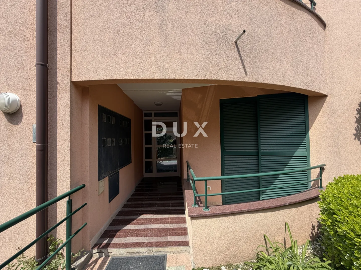 zadar, diklo – apartmanska kuća s 10 jedinica i pogledom na more! - slika 13