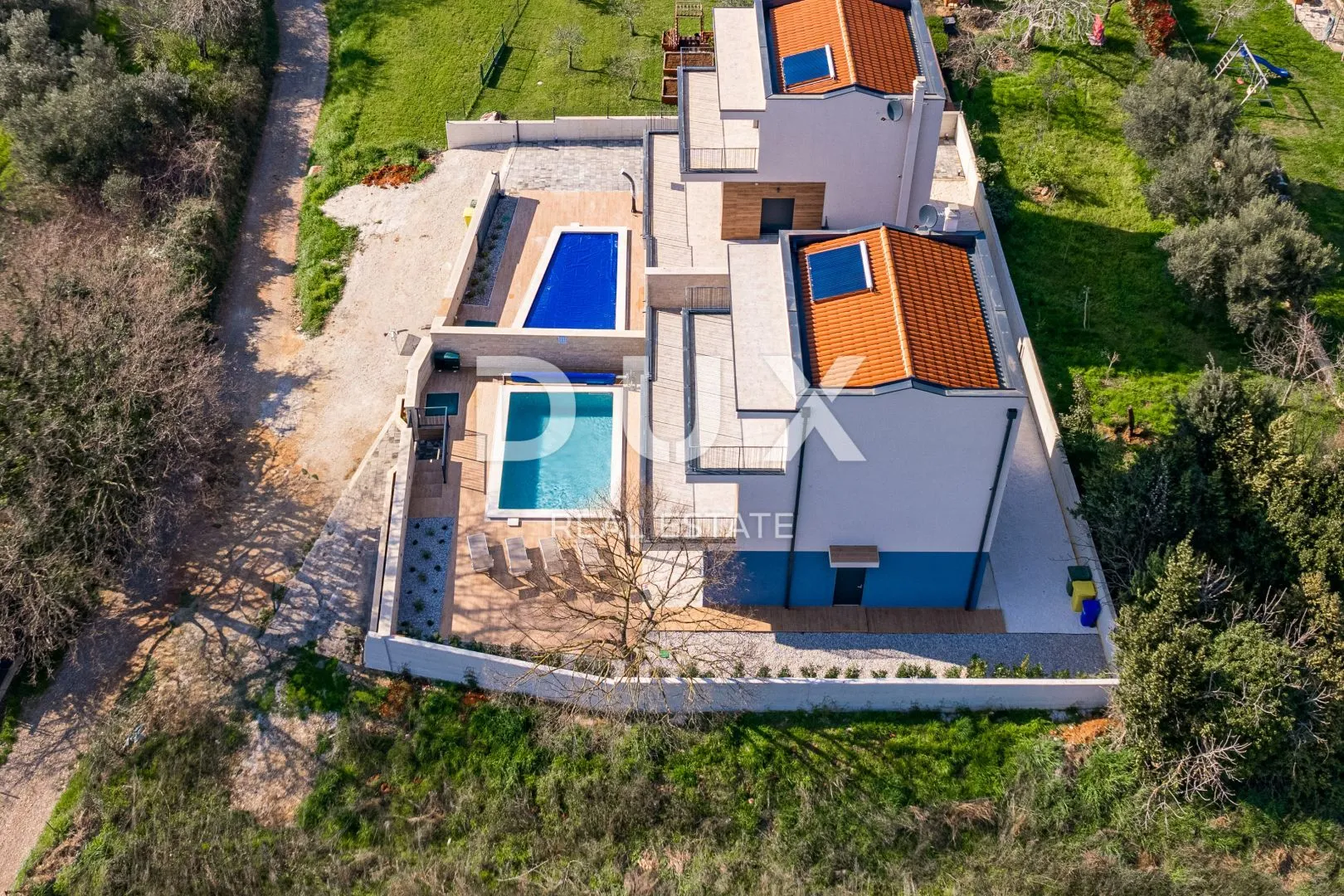istra, banjole - suvremena dvojna vila pored mora! - slika 58