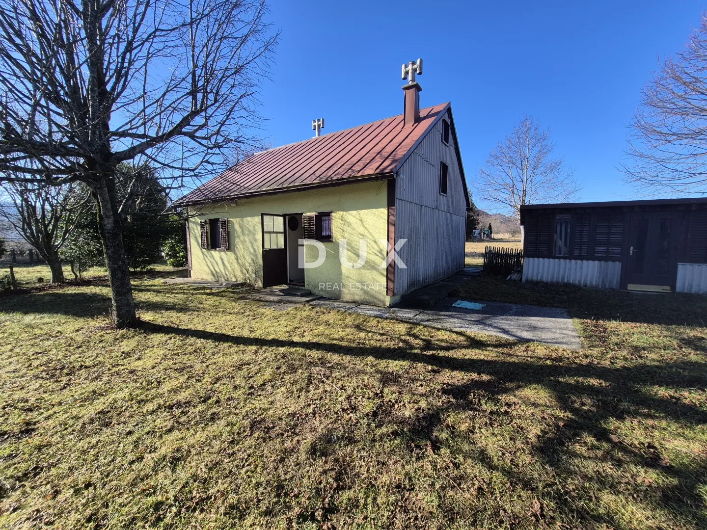 GORSKI KOTAR, FUŽINE, LIČ - veliko obiteljsko imanje s dvije kuće i garažom, spuštena cijena,investicijska prilika! - Lič, Fužine