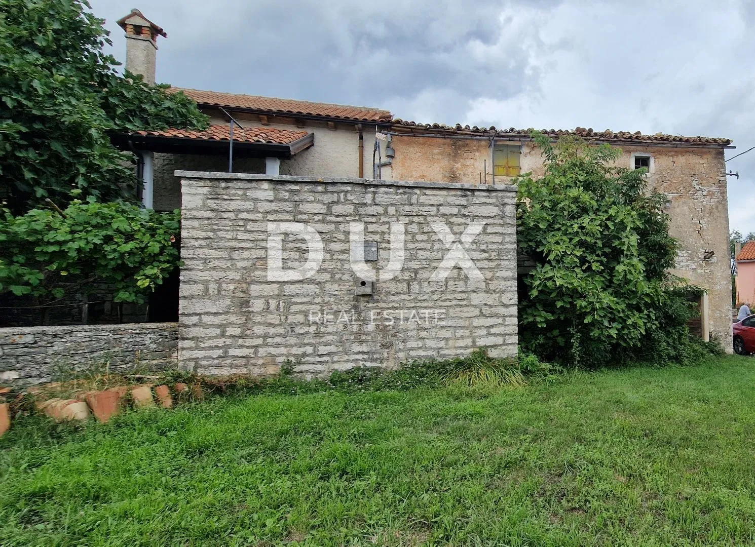 istra, žminj - dvojna kuća s pomoćnim objektom u mirnom selu - slika 3