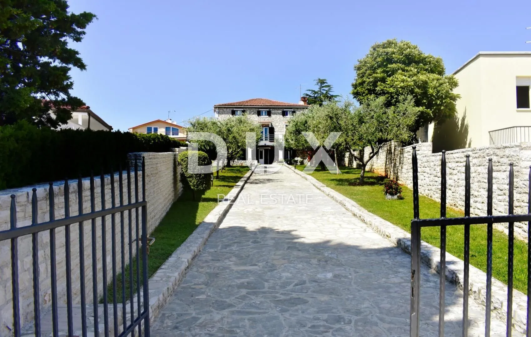 istra, umag - kamena ljepotica prvi red do mora - slika 9