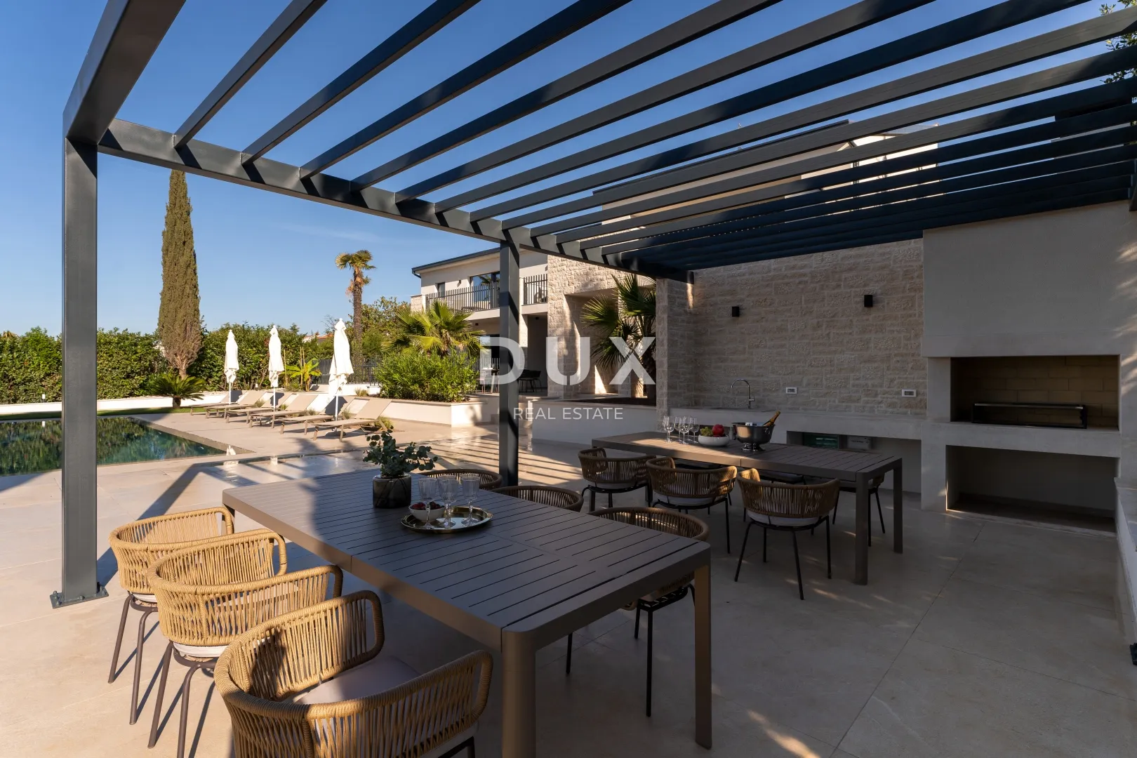 istra, poreč – ekskluzivna vila, tri stambene jedinice, luksuz uz more - slika 94