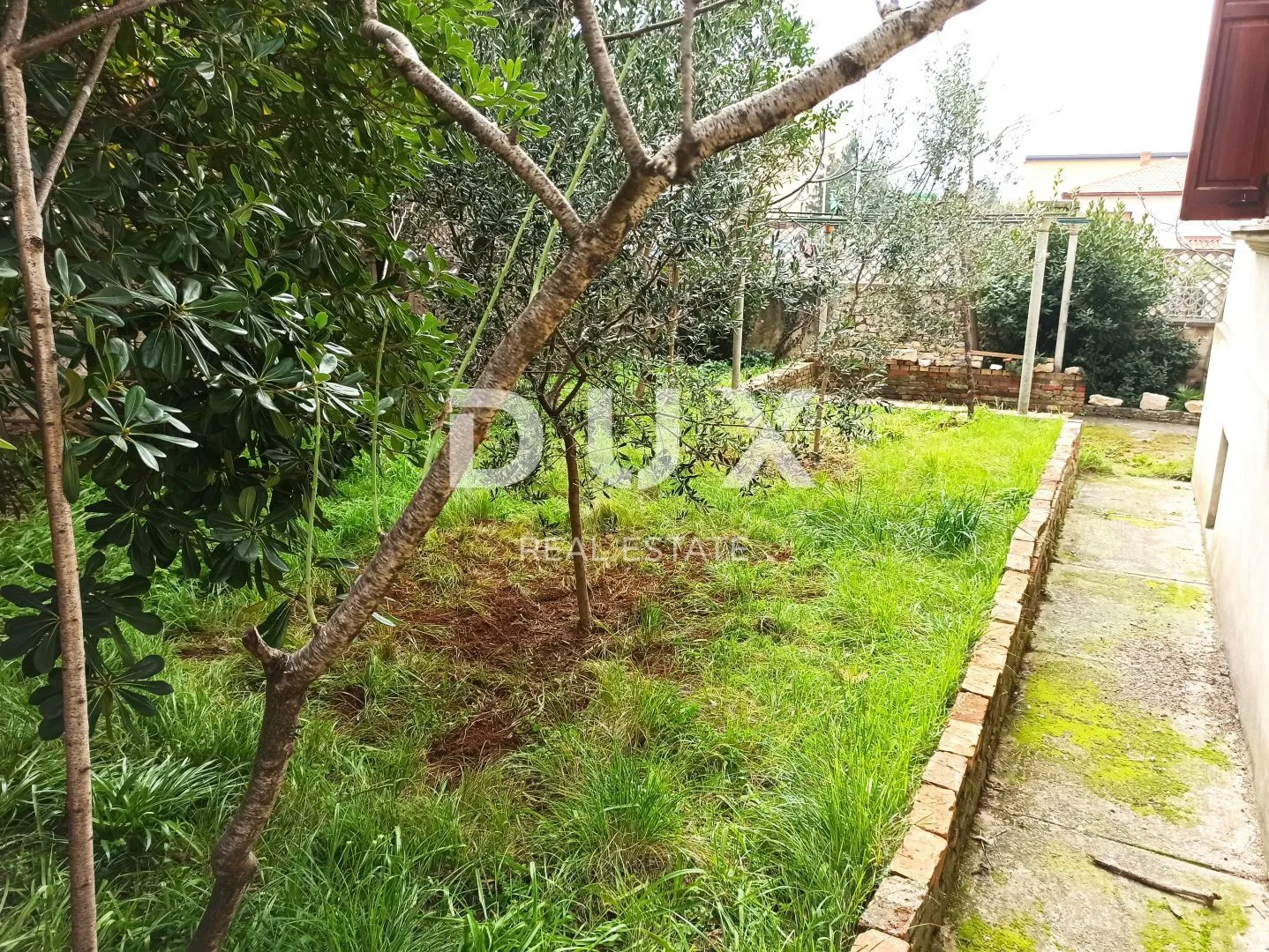 istra, pula - austrougarska vila za renovaciju u blizini mora - slika 5