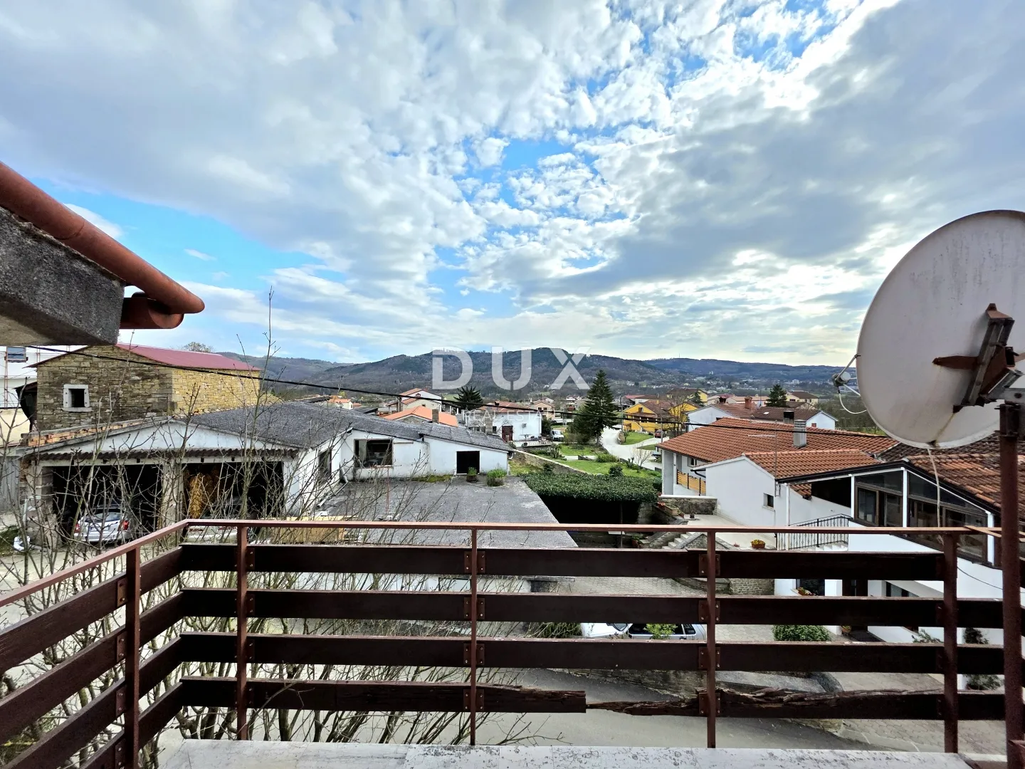 istra, pazin, obiteljska kuća, 250 m2, za obnovu - slika 32