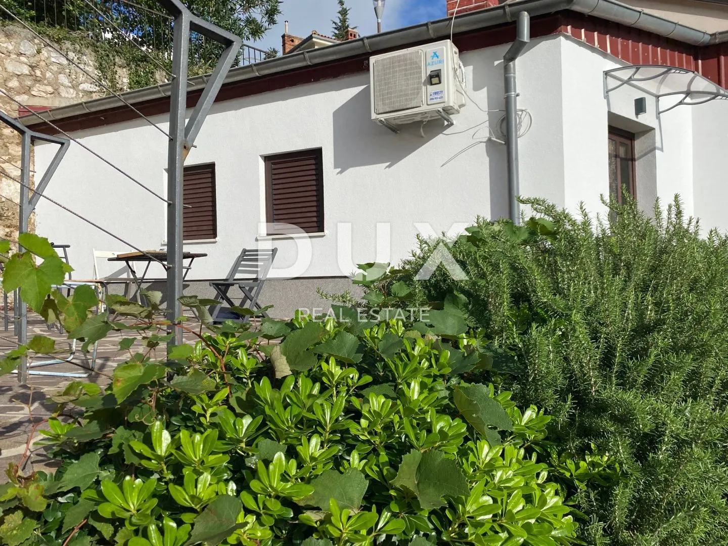 rijeka, krimeja - 2 samostojeće kuće s pogledom na more + 2 pomoćne zgrade + okućnica! prilika! - slika 90