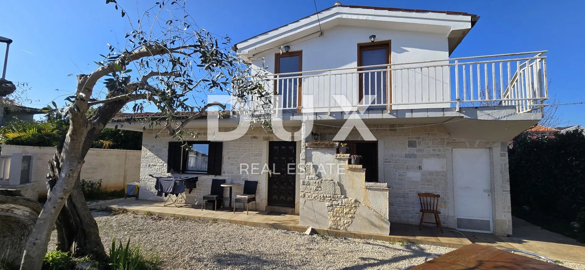 istra, umag - obnovljena kamena kuća s čak 4 jedinice, samo 200 m od mora! - slika 6