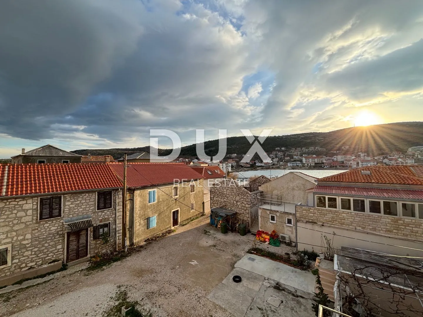 zadar, vinjerac- kamena kuća sa tri apartmana! blizina mora! - slika 26