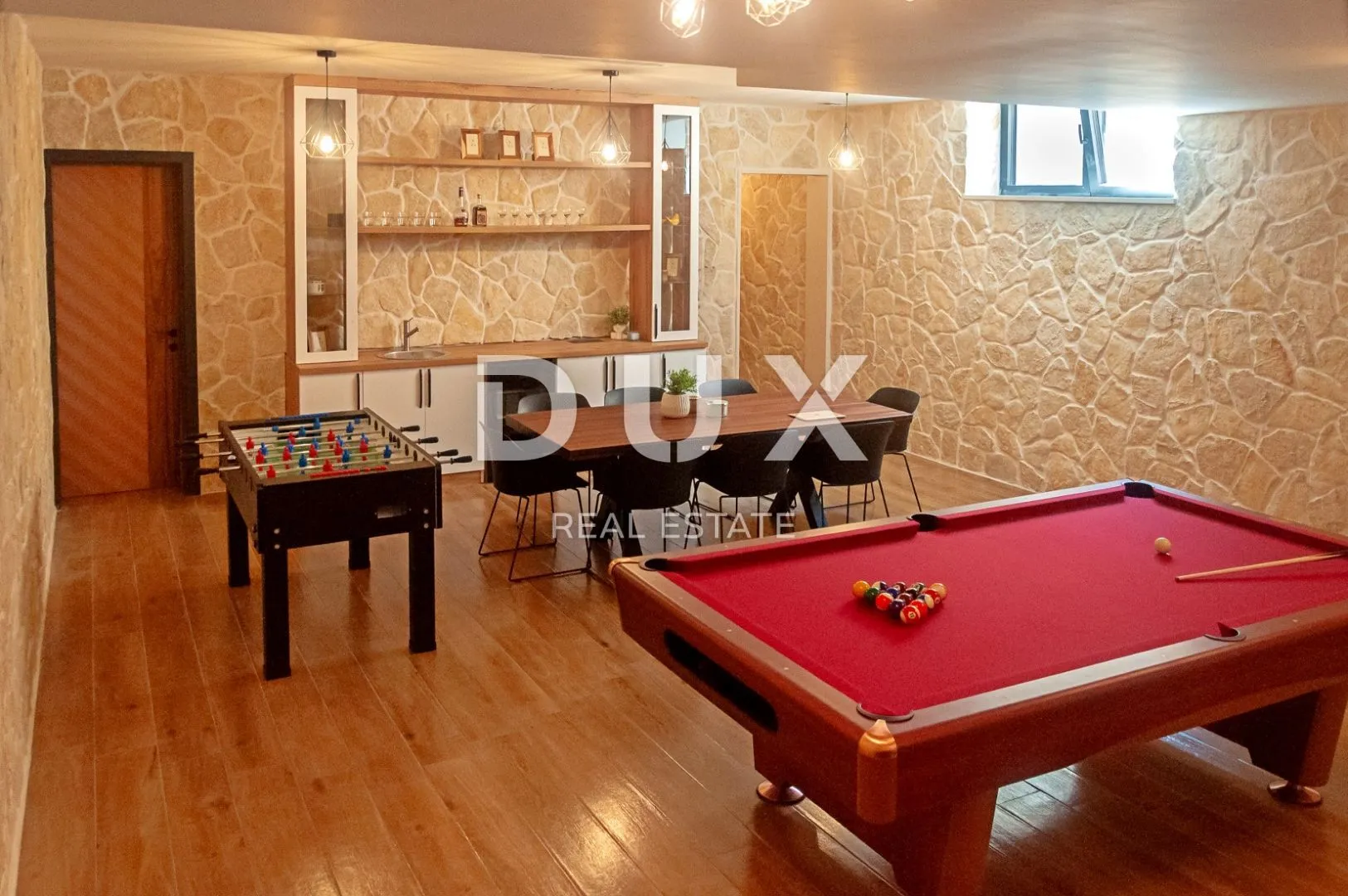 istra, poreč - luksuzna vila 400 m od mora - slika 24