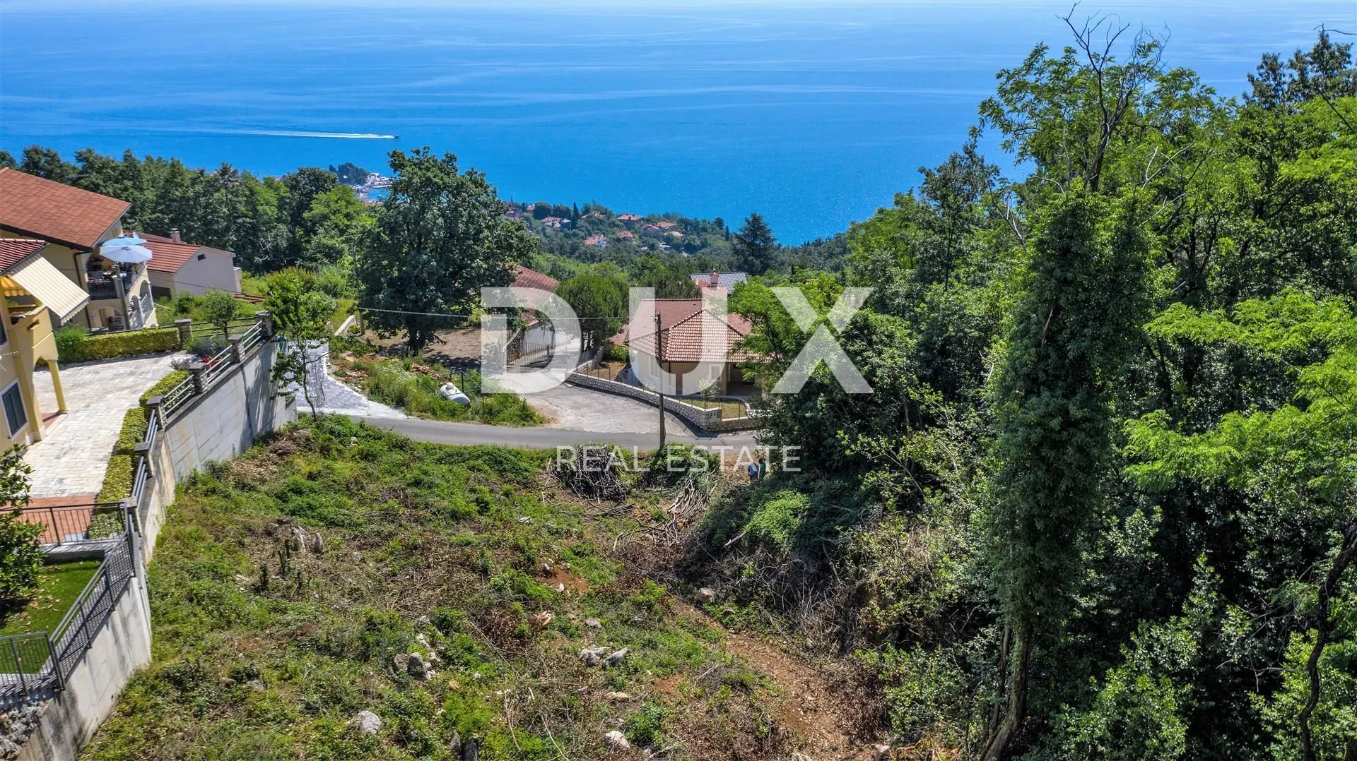 OPATIJA, LOVRAN, LIGANJ- građevinsko zemljište 1539m2 s pogledom na more