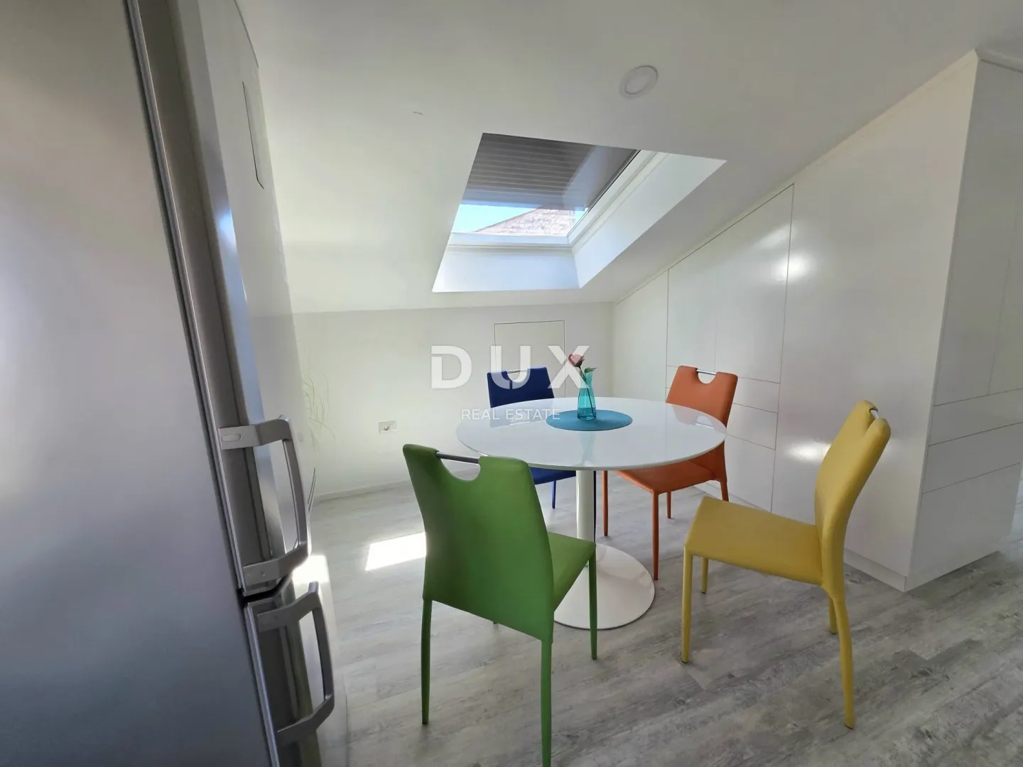 istra, poreč, 290.00 m2, pješačka zona, tri stana - slika 40