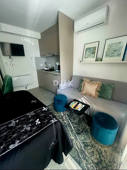 opatija, centar - garsonijera 31m2 s pogledom na more i bazenom na korištenje - slika 8