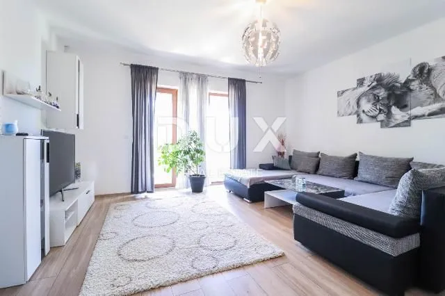 ISTRA, POREČ - Apartmanska kuća u blizini Poreča - Radmani, Poreč