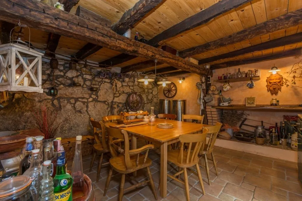 opatija, poljane - dvije kuće, 223m2 i okućnica s bazenom - slika 4