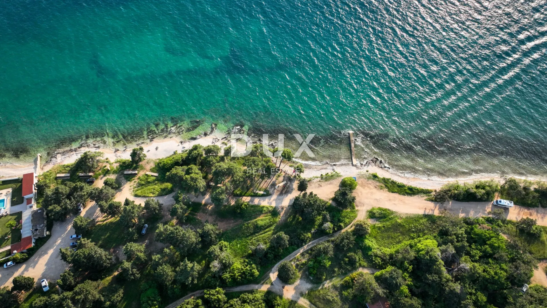 zadar, kožino, urbana vila sa 3 apartmana, 3 bazena, 9 parkinga - slika 11