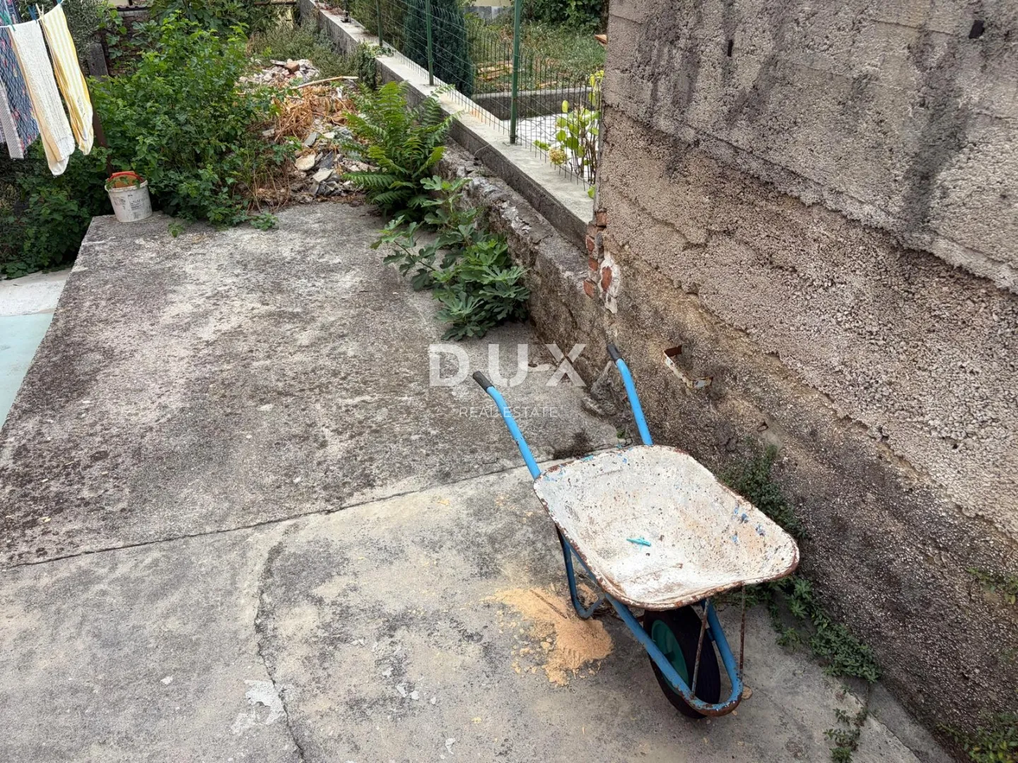 rijeka, centar - samostojeća kuća s 3 odvojena stana + okućnica! prilika! - slika 22