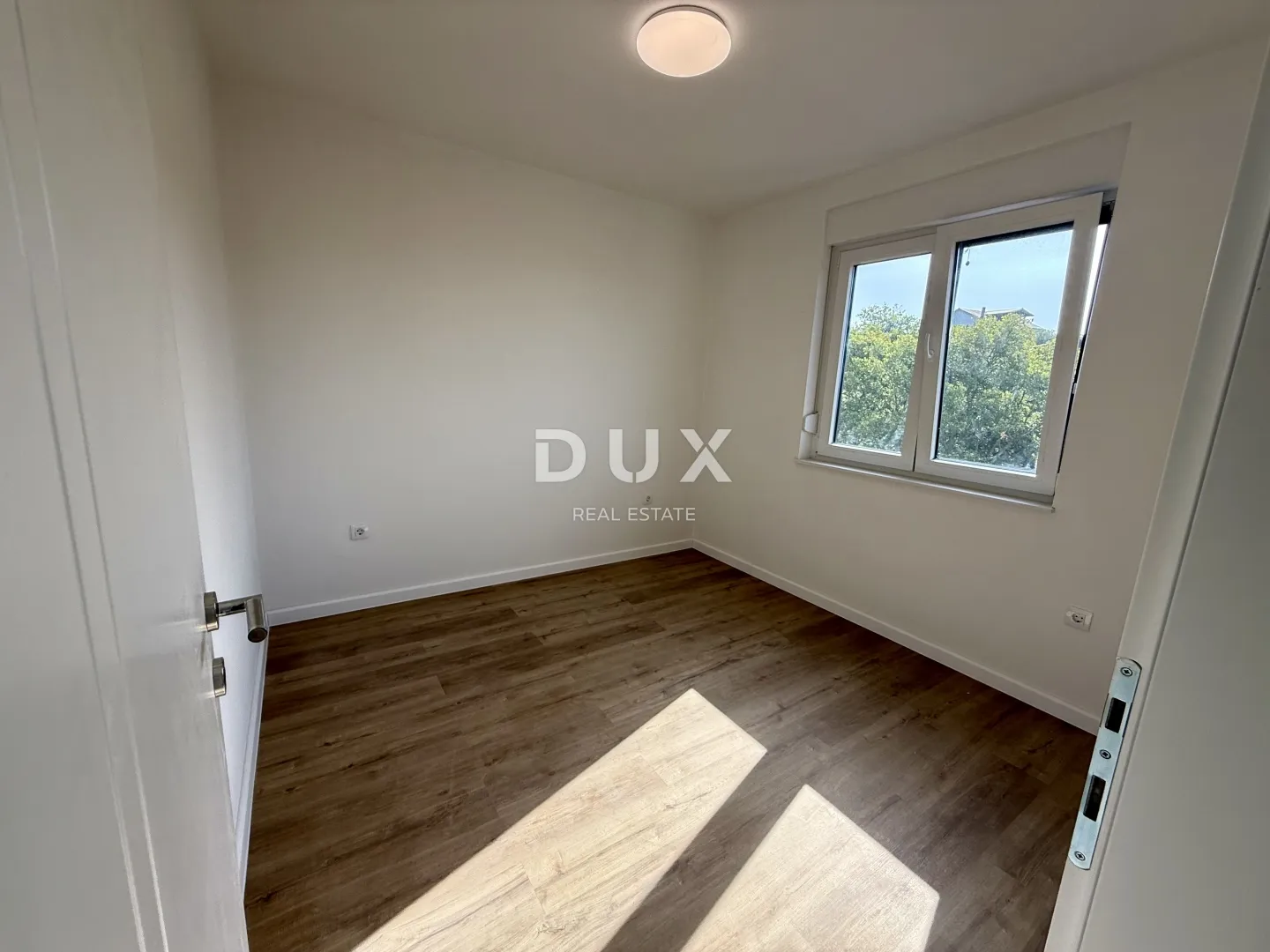 novi vinodolski, dvosobni apartman, 67 m2, novogradnja, okućnica - slika 7
