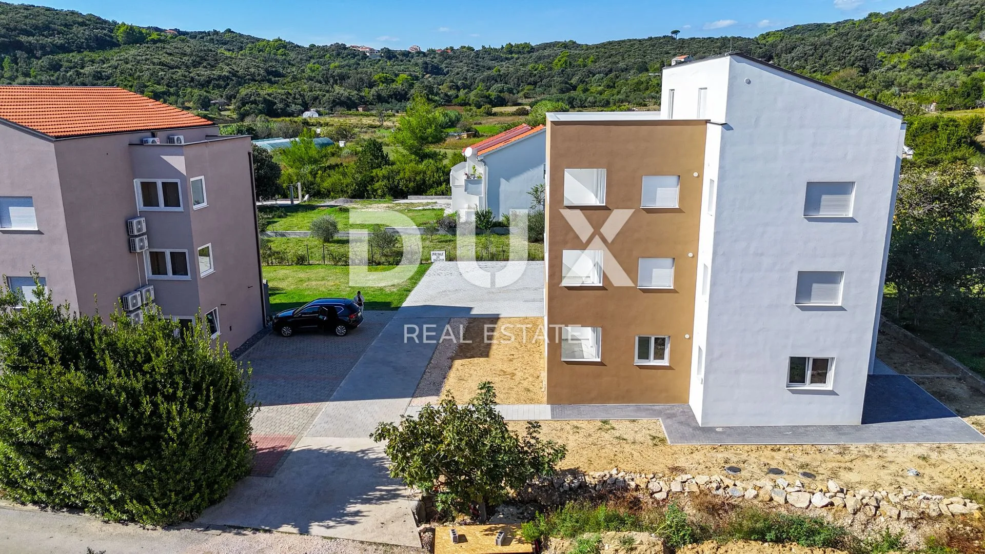 otok rab, palit - dvoetažni stan s krovnom terasom - slika 13