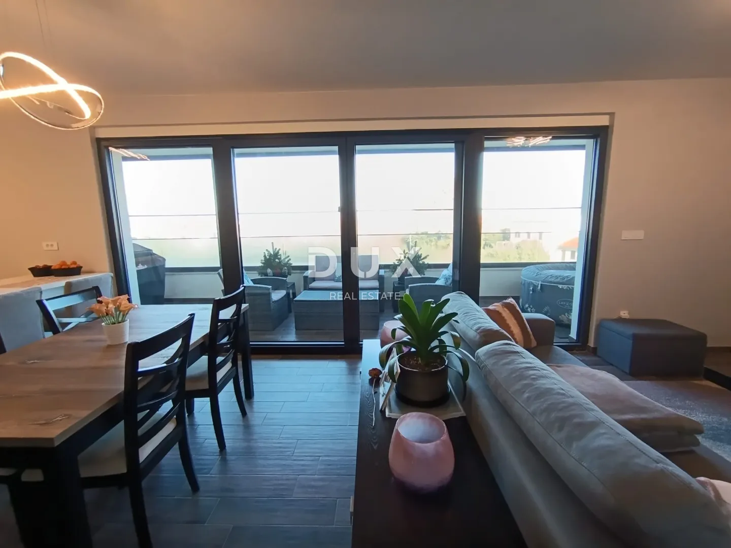 otok krk, malinska - apartman 86 m2 u novogradnji - slika 9