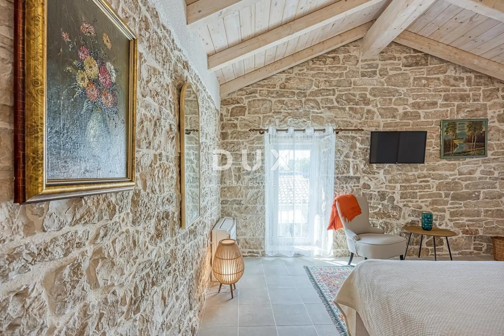istra, sveti lovreč - kamena kuća s bazenom - slika 18