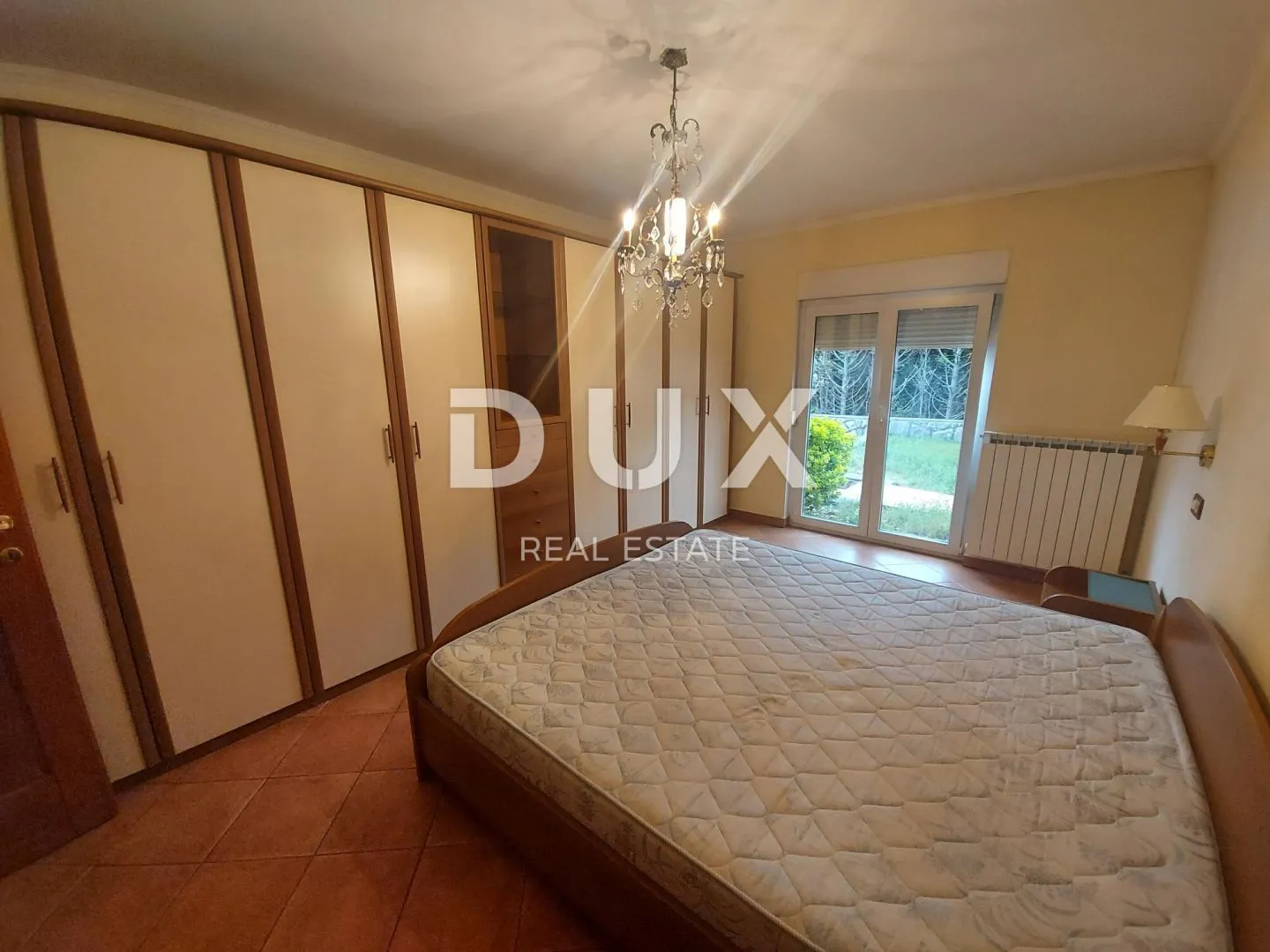 opatija - stan 3s+db 150m2 s pogledom na more i bazenom + okoliš 250m2 - slika 46