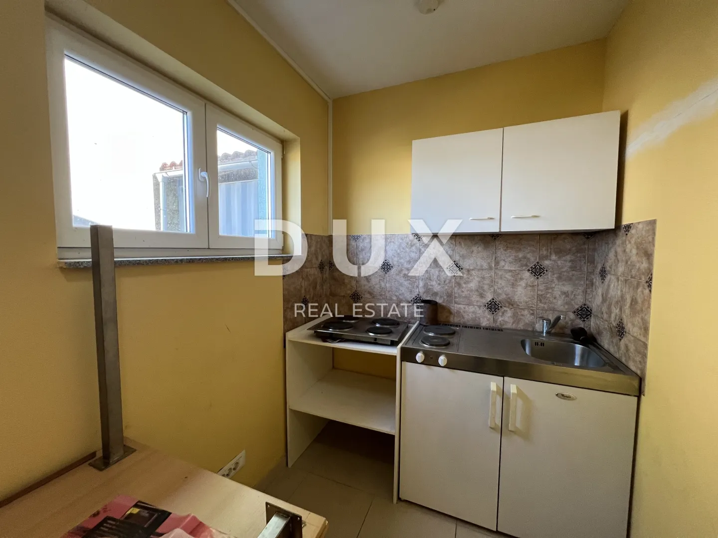 matulji, okolica - poslovno stambena zgrada od 350 m2 + okućnica 1000m2 - slika 12