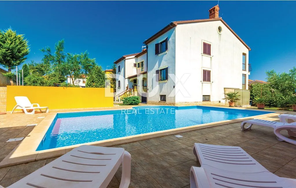 istra, banjole - apartmanska kuća na 150m od mora! - slika 1
