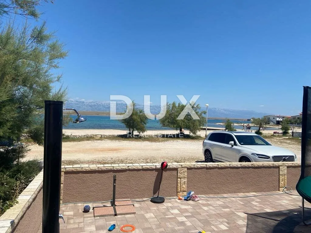 zadar, vir - prostrana kuća prvi red do plaže! - slika 7