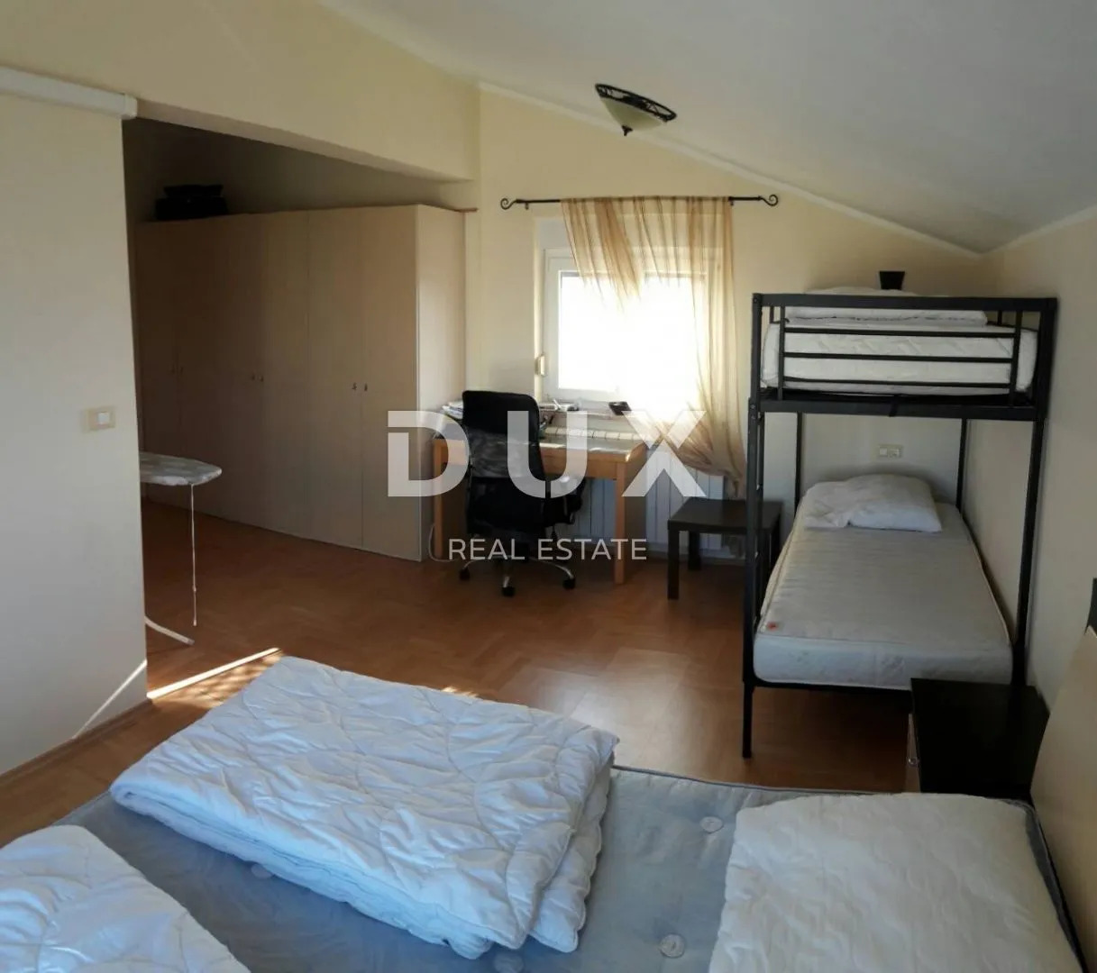 istra - medulin, kuća s više apartmana i bazenom 300 m od mora - slika 23