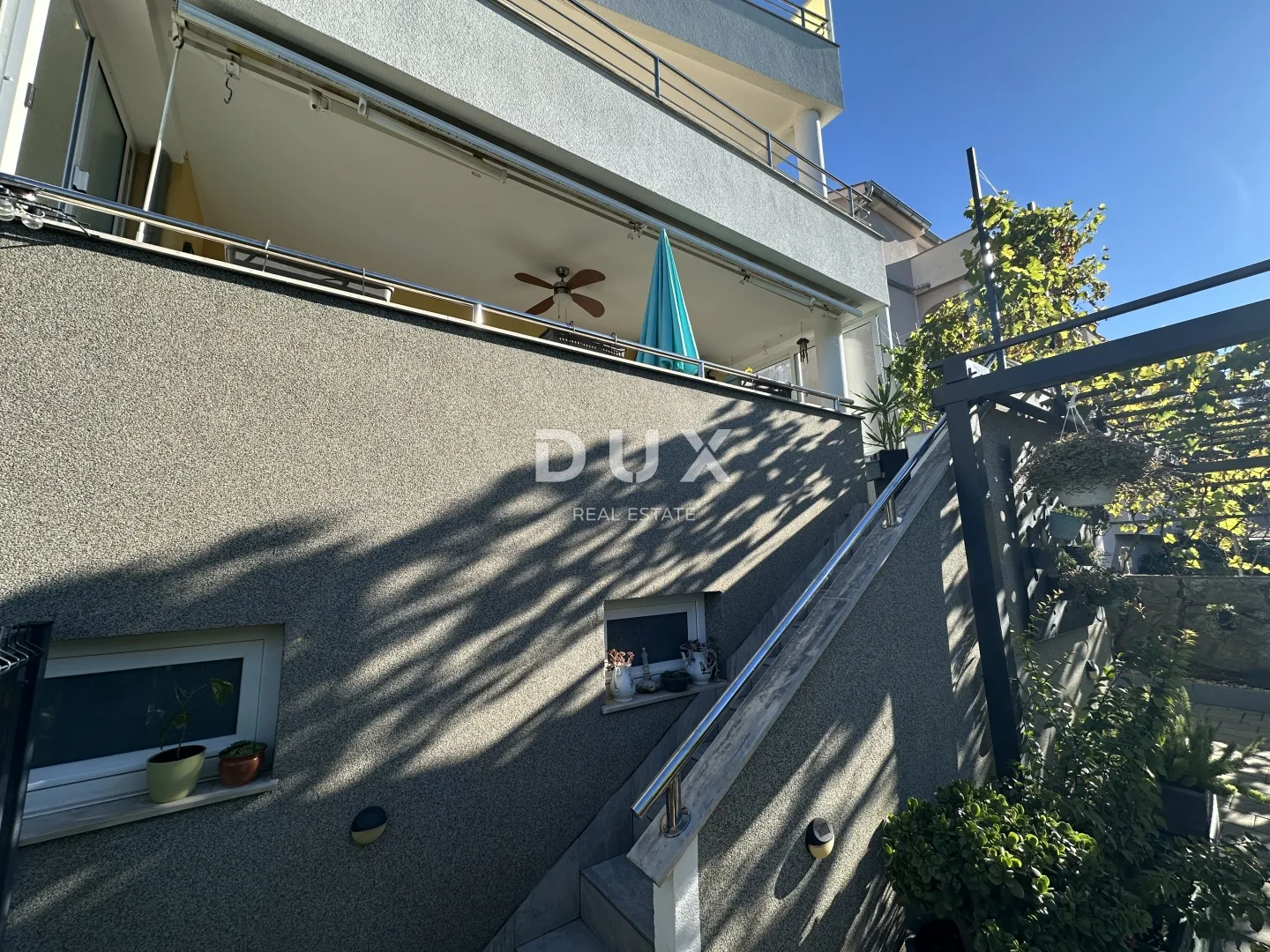 zadar, diklo – atraktivan apartman s vrtom i pogledom na more! - slika 26