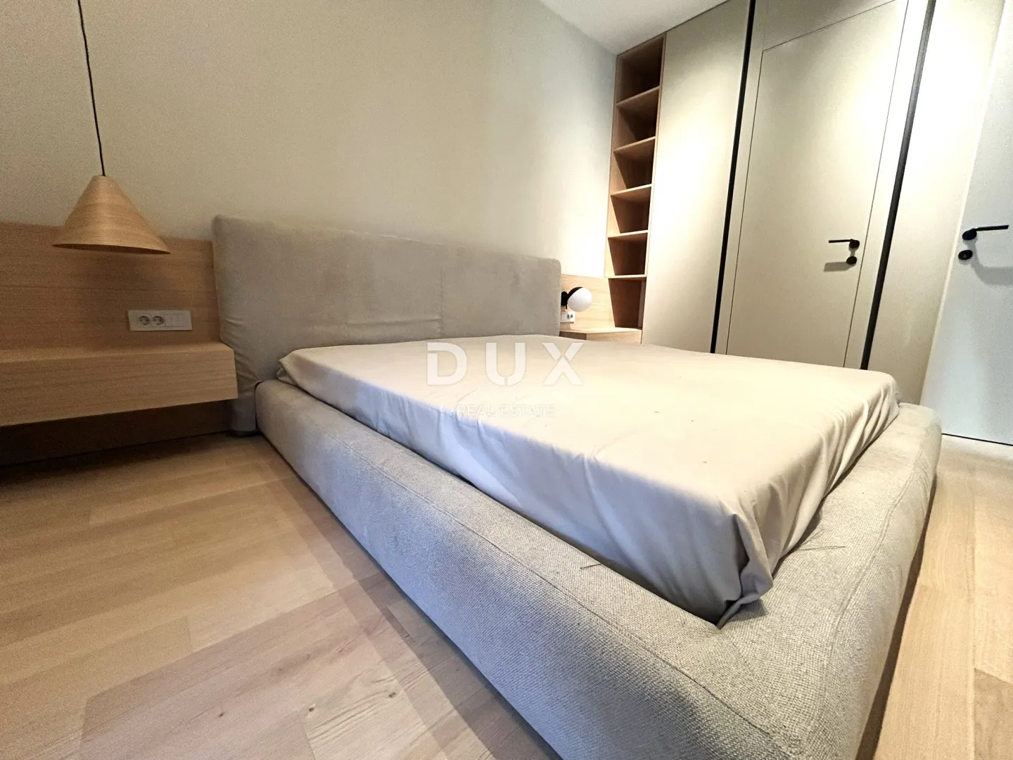 šibenik, žaborić - dizajnerski penthouse 1.red uz more - slika 17