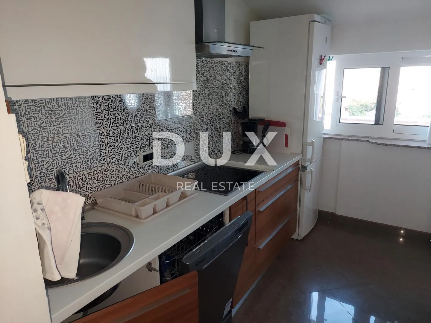 opatija, veprinac - vila 1000m2 s pogledom na more, 6 apartmana i bazenom + okoliš 1000m2 - slika 29