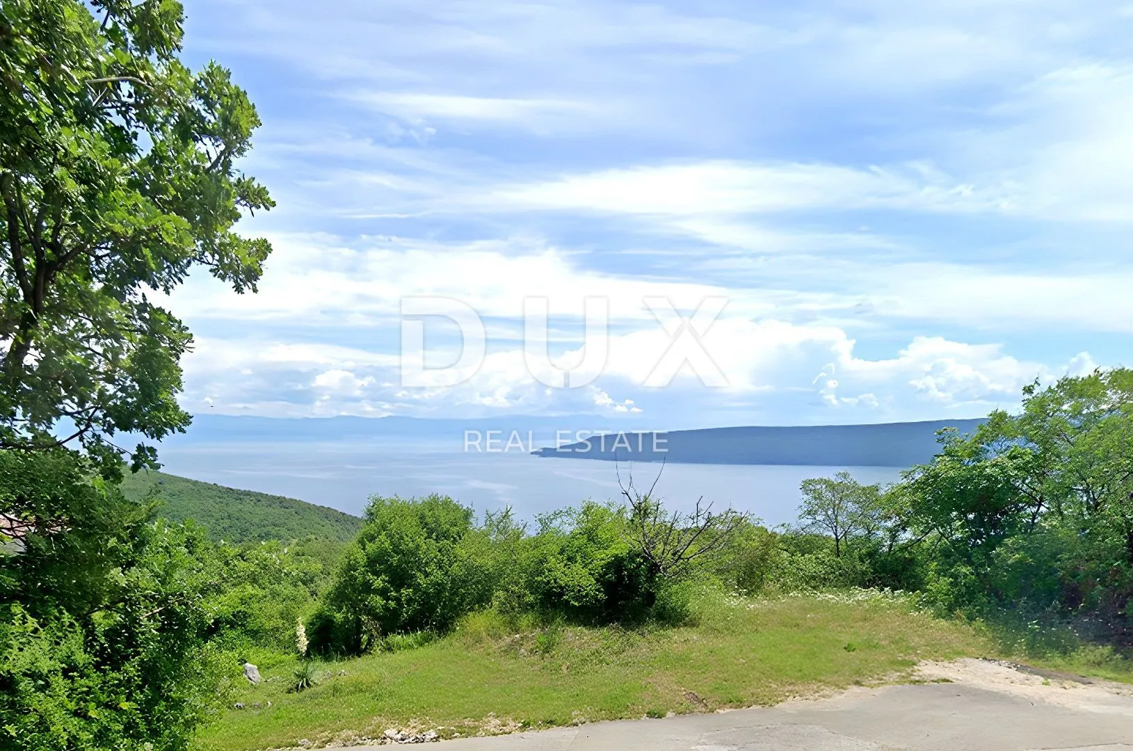 OPATIJA, BRSEČ - Urbanizirano zemljište s pogledom na slikovit obzor Kvarnerskog zaljeva - Brseč, Mošćenička Draga