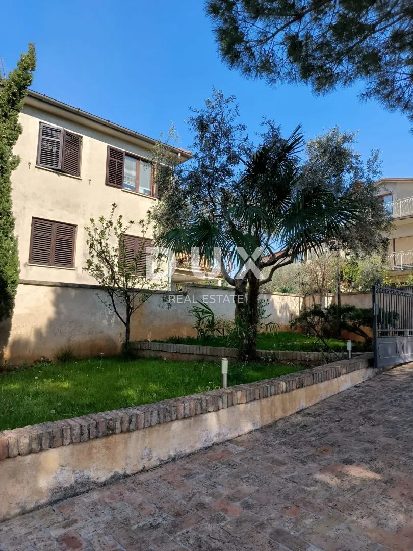 istra, umag - raskošna vila prvi red do mora! - slika 113