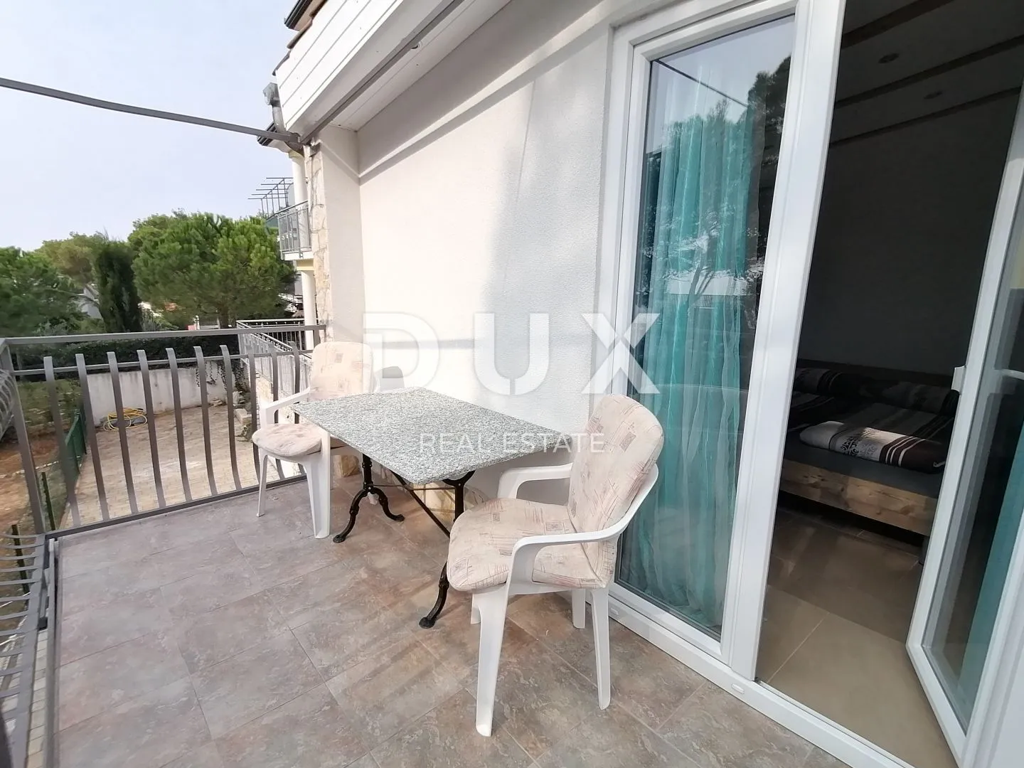 istra, rovinj apartmanska kuća na samo 40m od mora! - slika 17