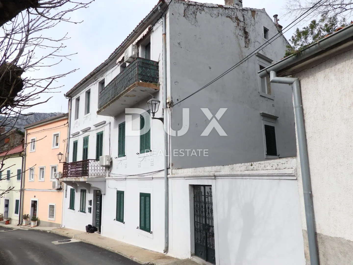 bakar- stan, etaža 140m2 sa pogledom na more - slika 19