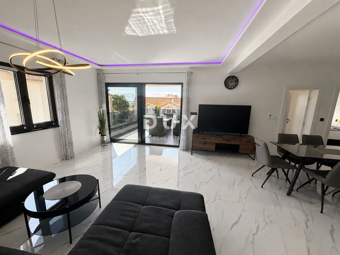 vodice, srima – dvosoban stan s terasom i studio apartman, 50m od mora i plaže - slika 2