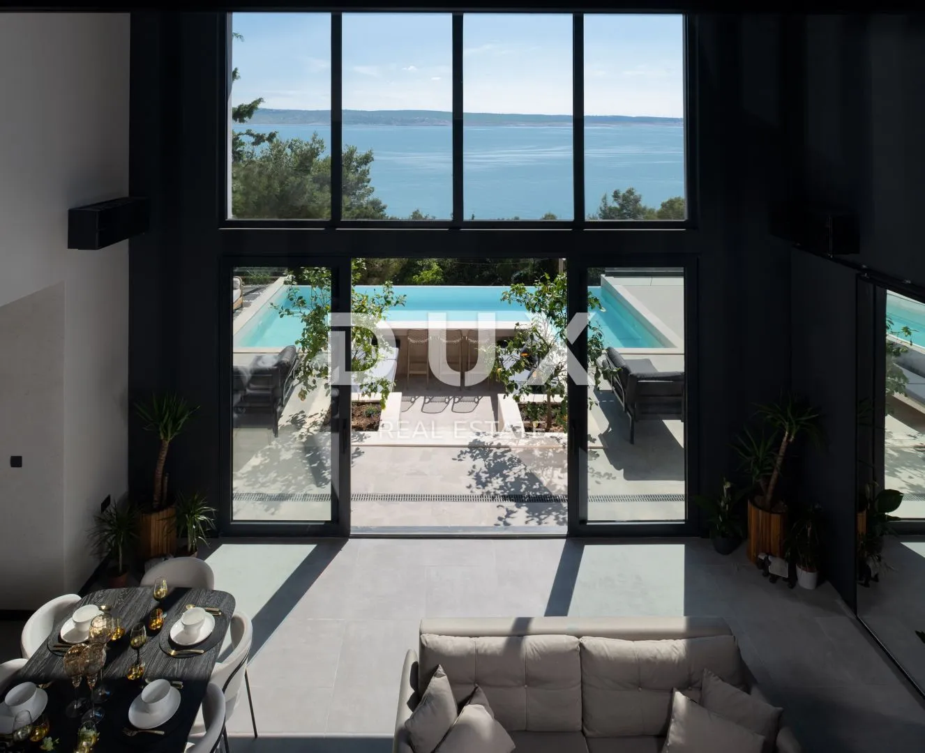 zadar, starigrad - luksuzna vila 100 m od mora - slika 21