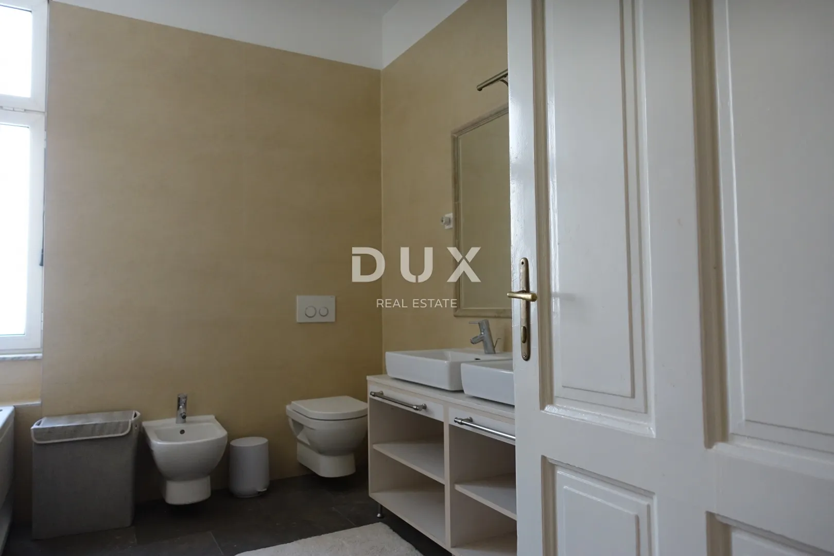 opatija, opatija - stan 130 m2 u austrougarskoj vili s parkingom 60 m2 - slika 13