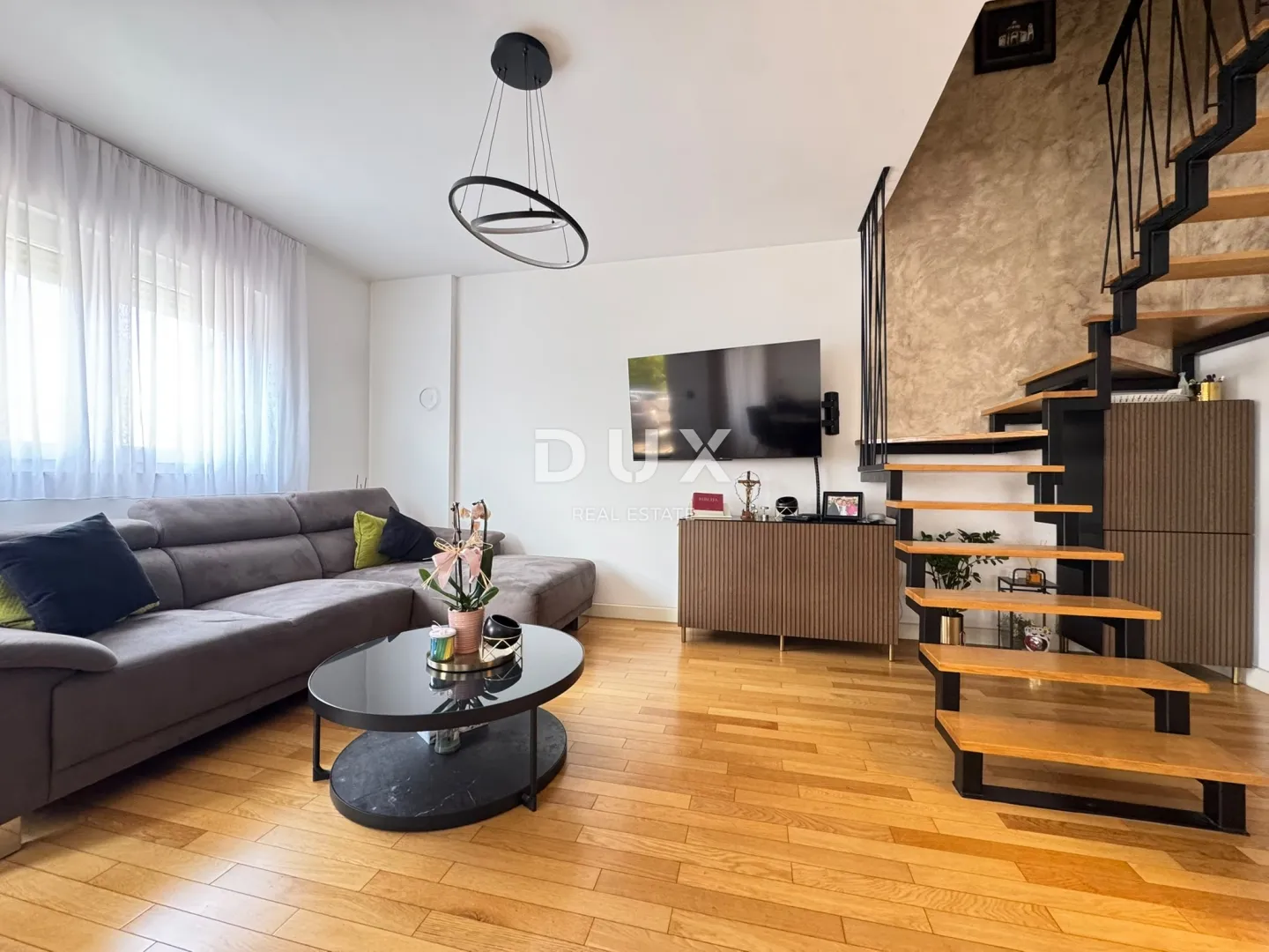 viškovo – moderan dvoetažni obiteljski stan od 144 m² s prostranom terasom - slika 1