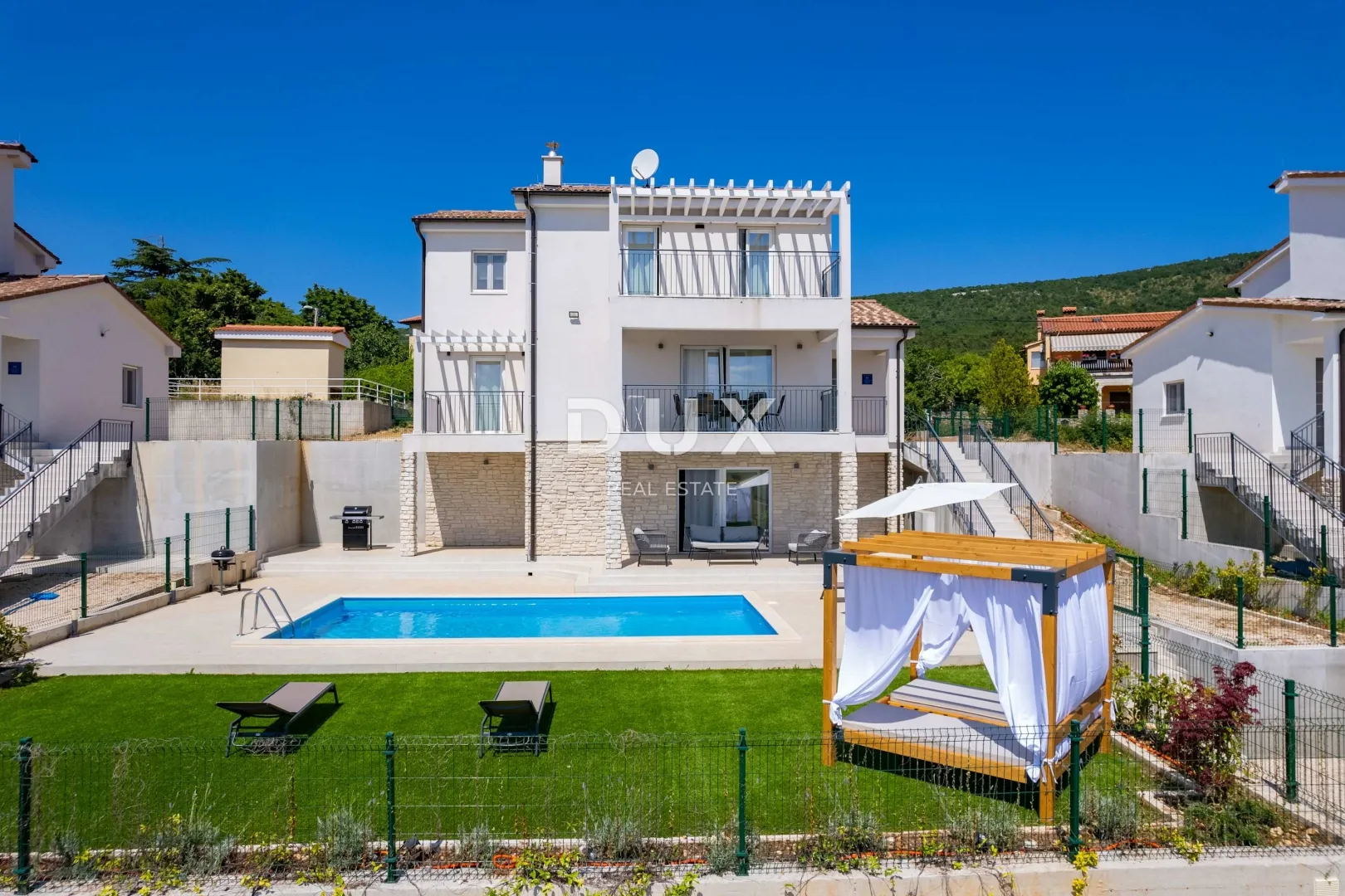 ISTRA, RABAC - Komforna kuća s bazenom i pogledom na more - Rabac, Labin