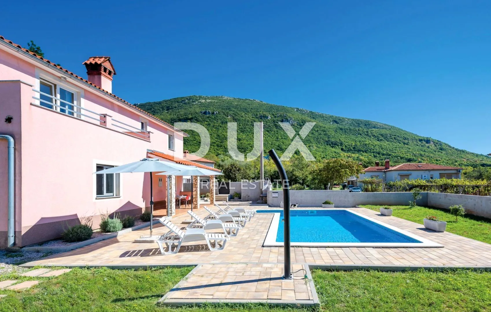 ISTRA, LABIN - Kuća s bazenom