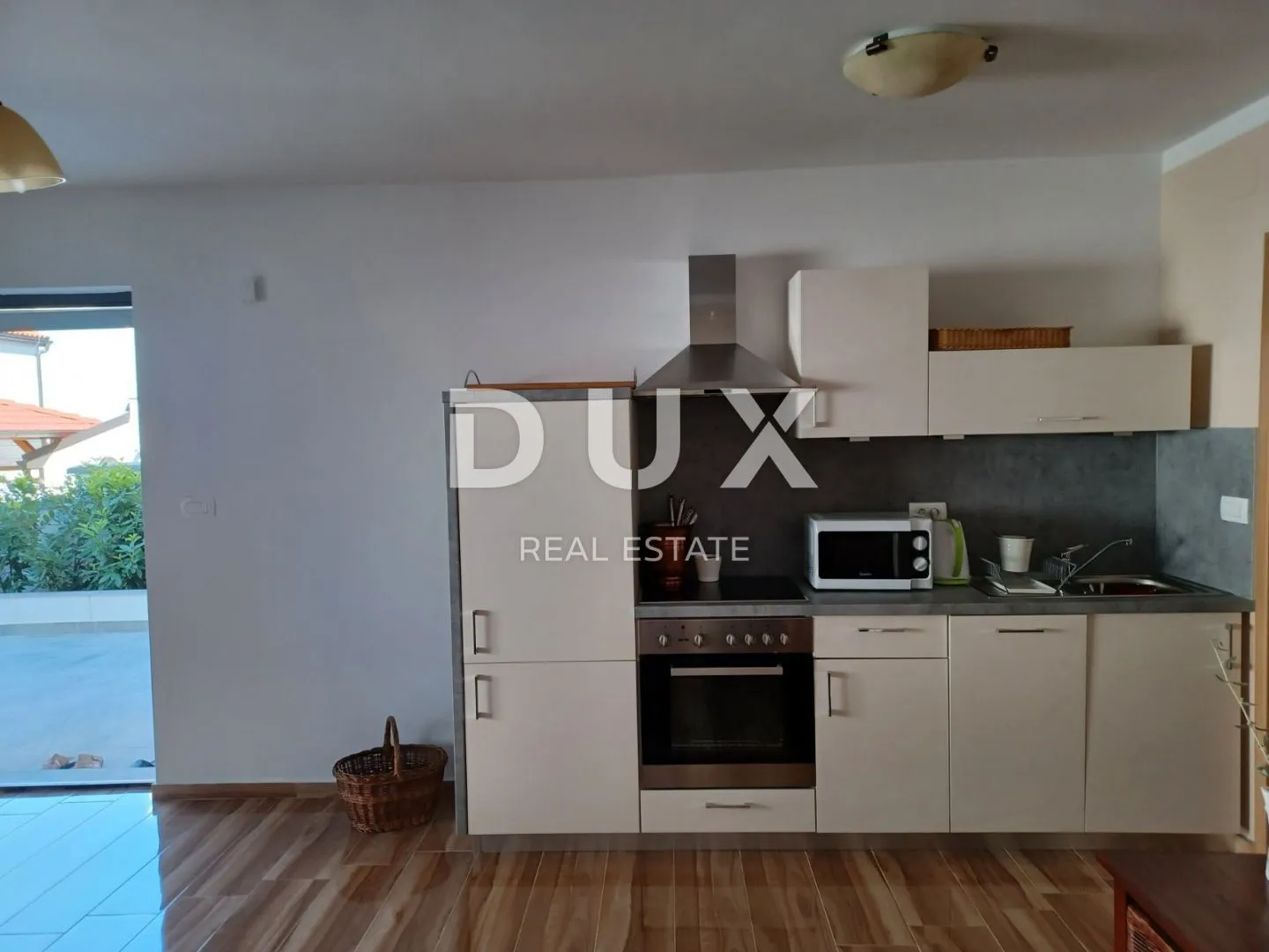 crikvenica, hrusta - dva apartmana s pogledom na more - slika 2