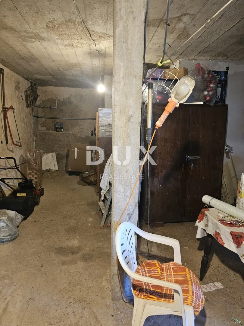 čavle, cernik - kuća od 270m2 sa 3 stana, konobama i velikom okućnicom - slika 38