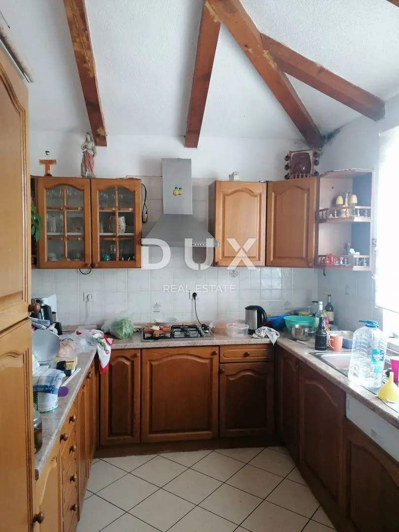 istra, pula - dvije obiteljske kuće - slika 34
